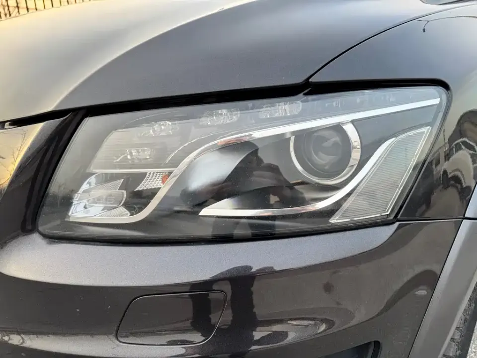 Audi Q5 (Import)