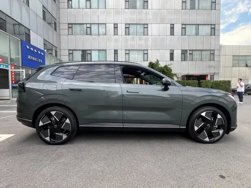 Volvo XC70 PHEV