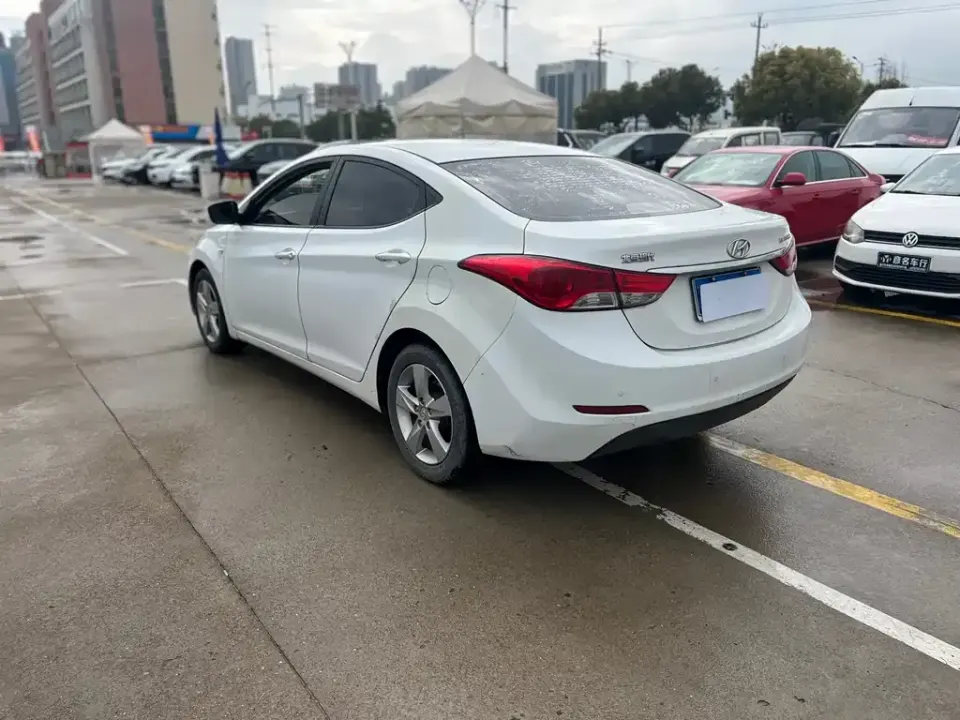 Hyundai Elantra Langdong