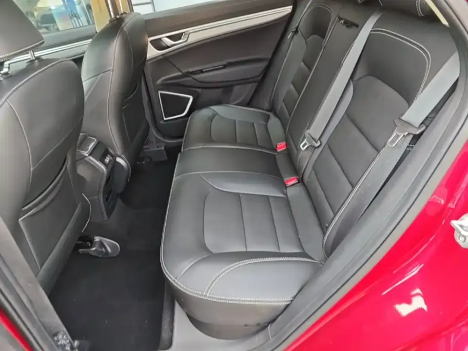 Geely Emgrand GS