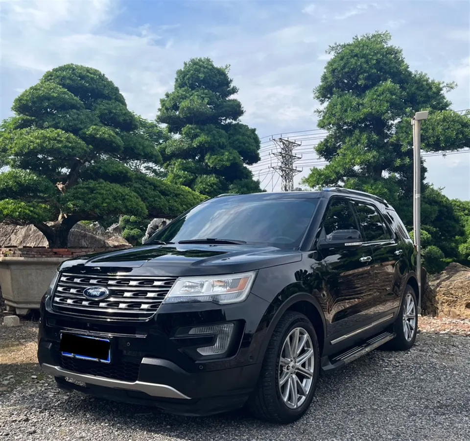 Ford Explorer (Import)