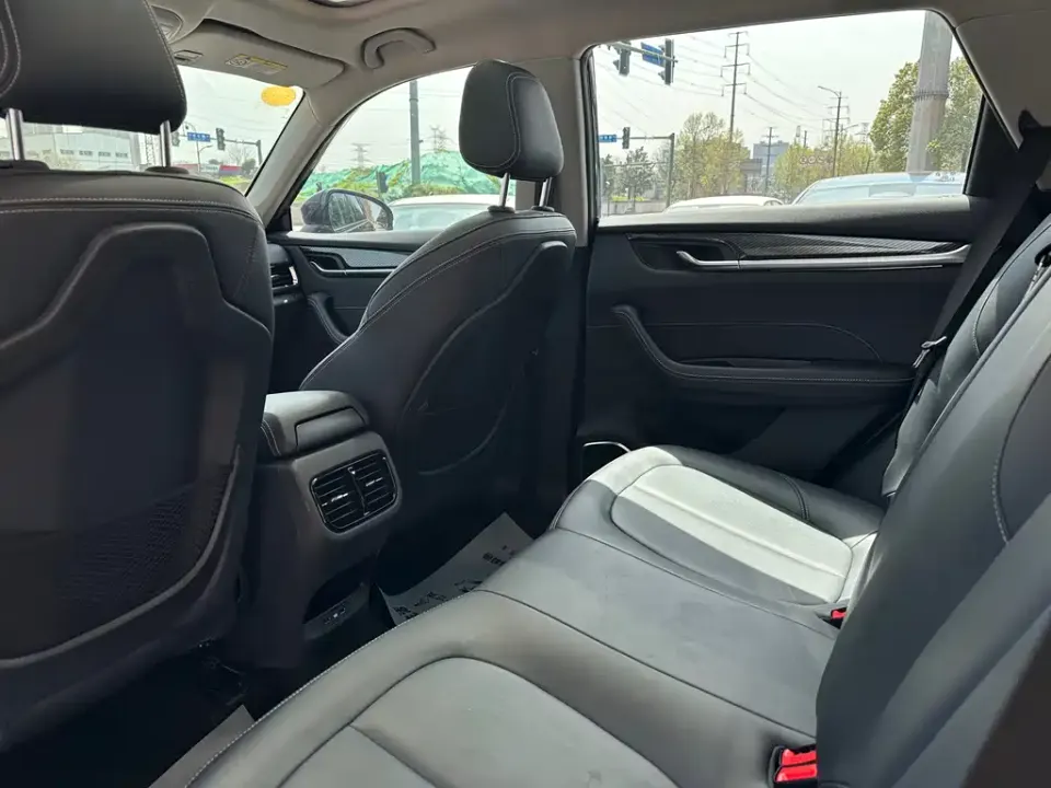Zhonghua V7