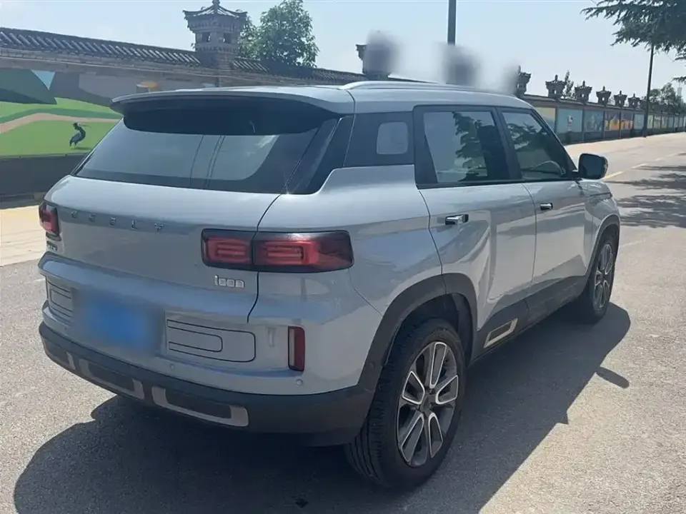 Geely ICON