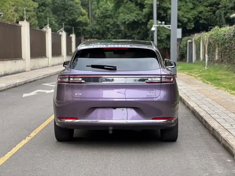 AITO AITO M5