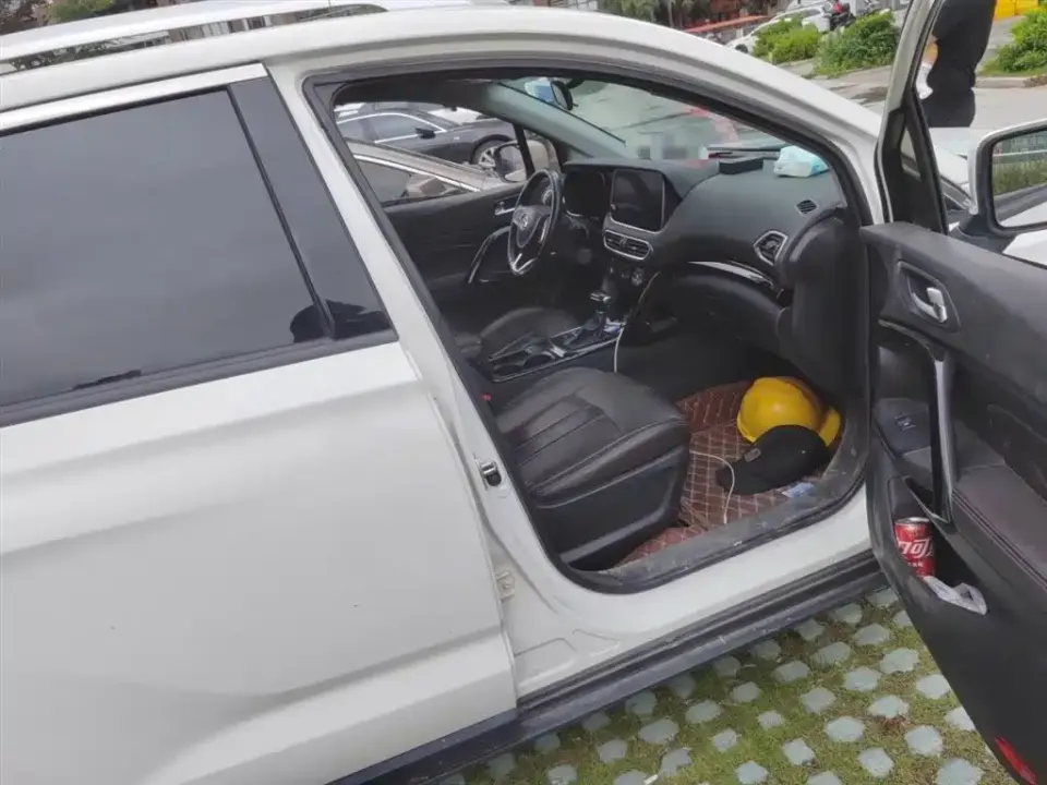 GAC Trumpchi GS4