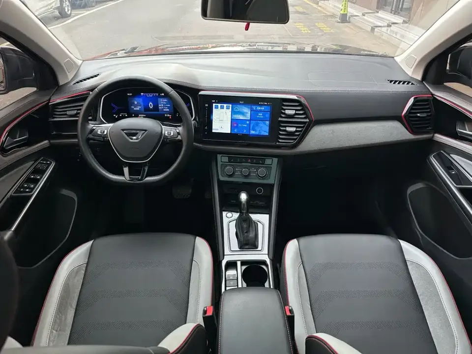 Jetta VS7