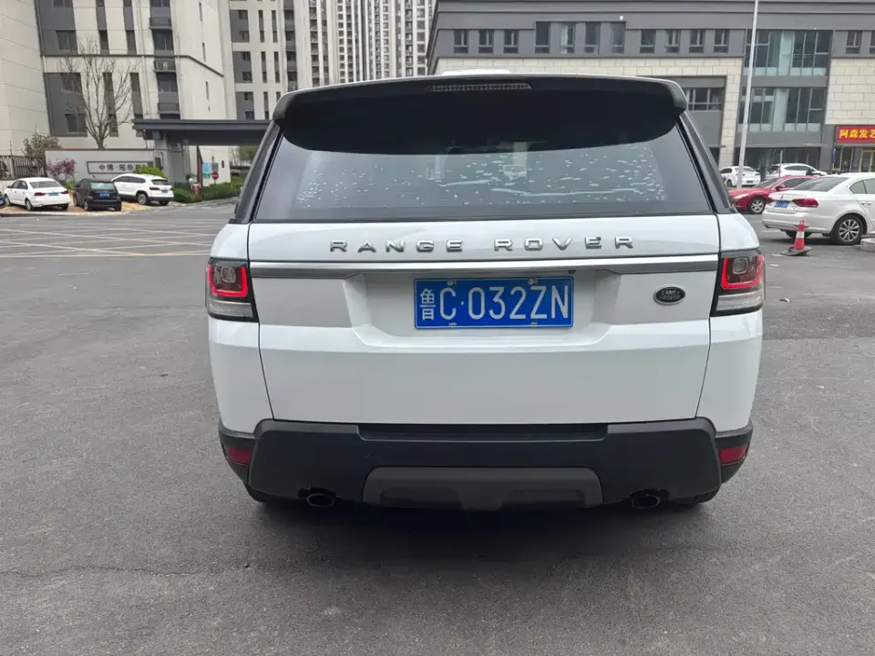 Land Rover Sport