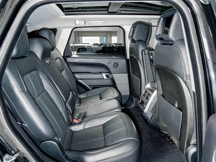 Land Rover Sport