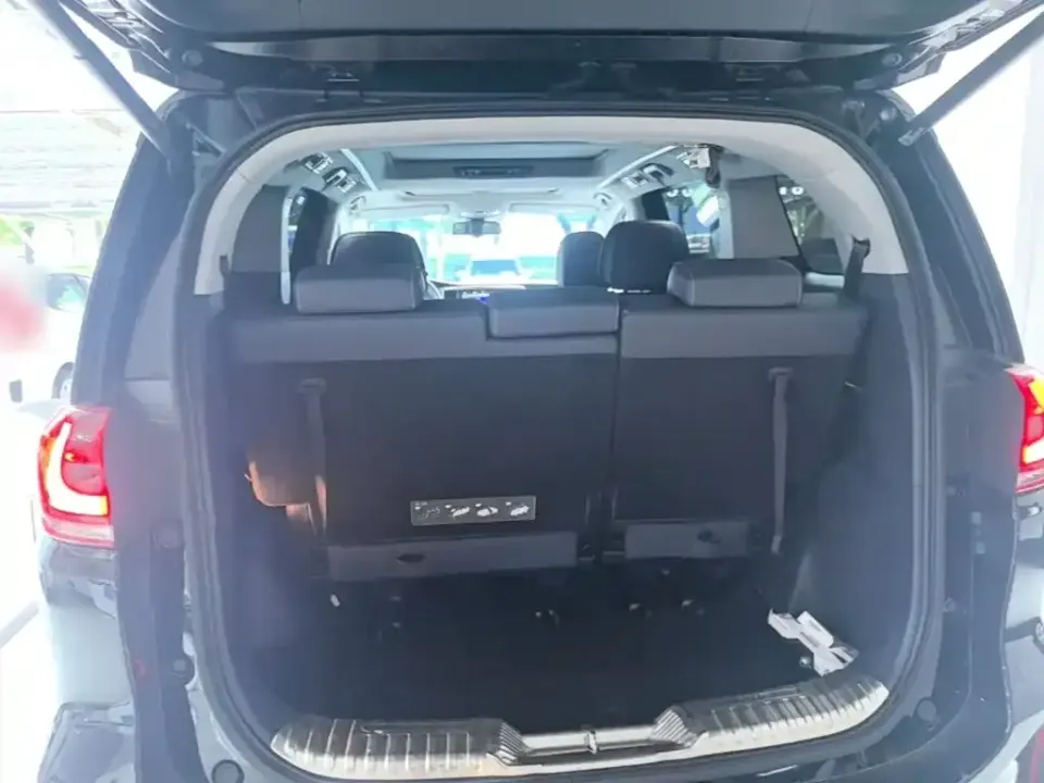 GAC Trumpchi M8