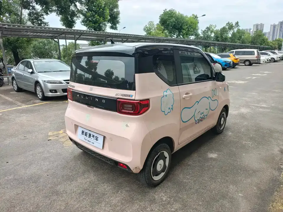 Wuling MINIEV