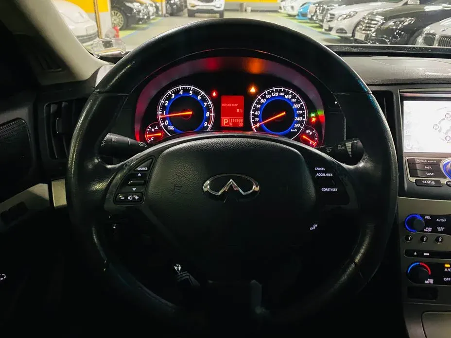 Infiniti G