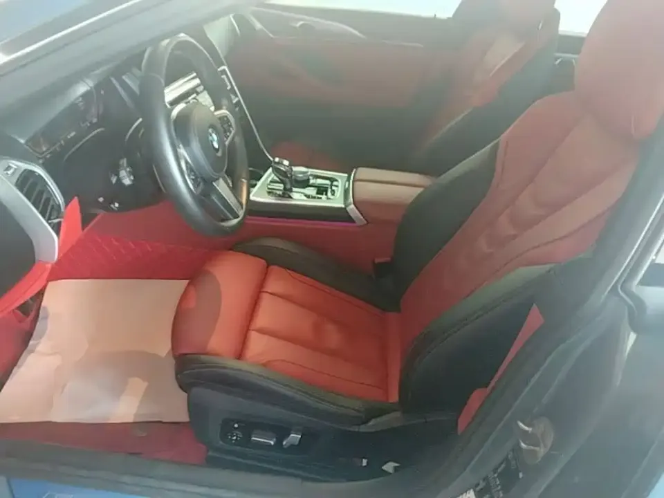 BMW 8 Series