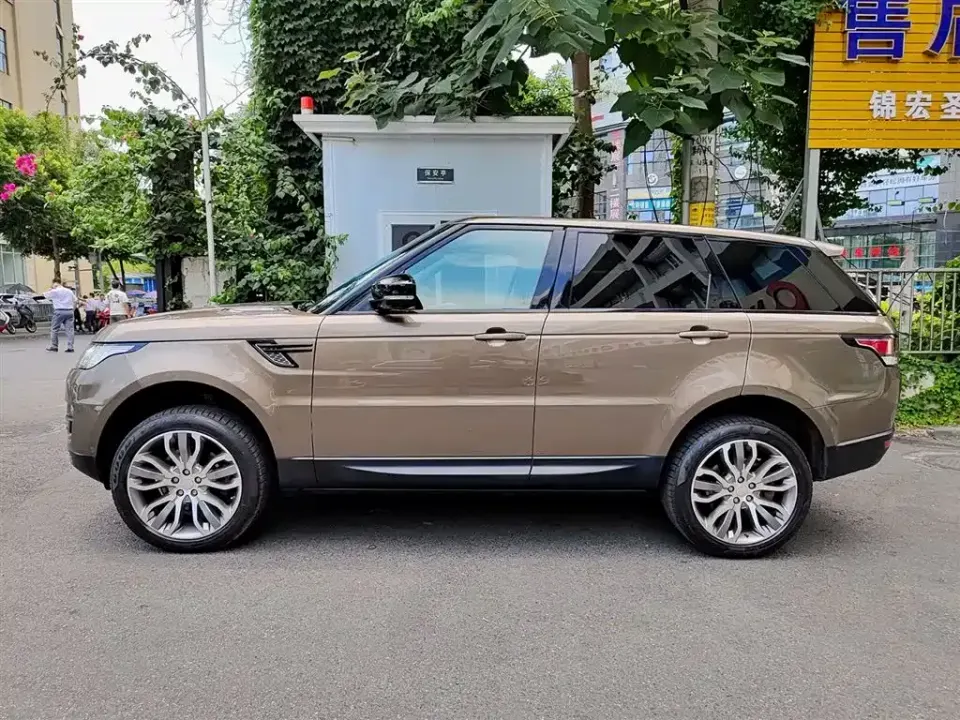 Land Rover Sport