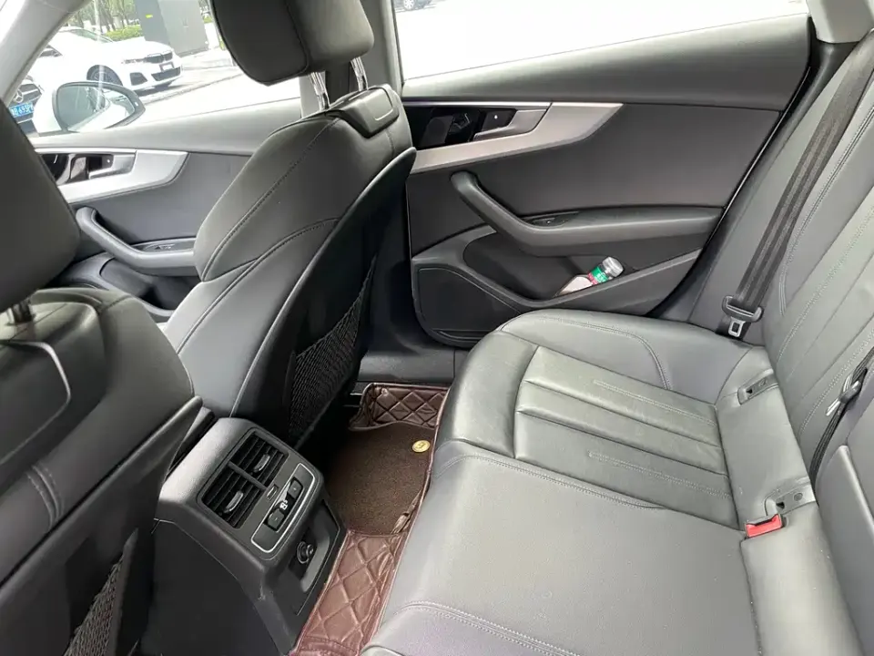 Audi A5 (Import)