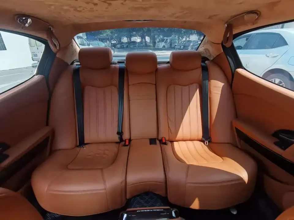 Maserati Quattroporte