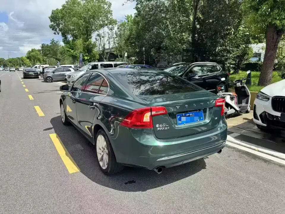 Volvo S60