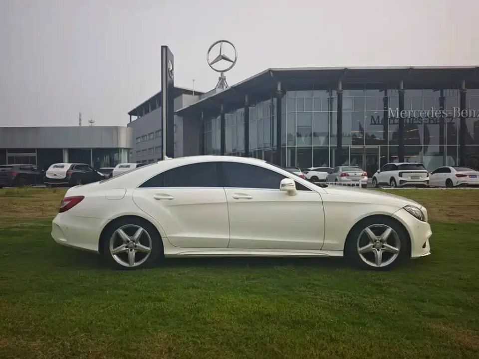 Mercedes-Benz CLS