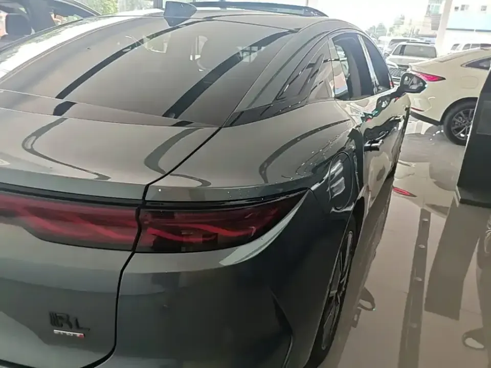 BYD Han L