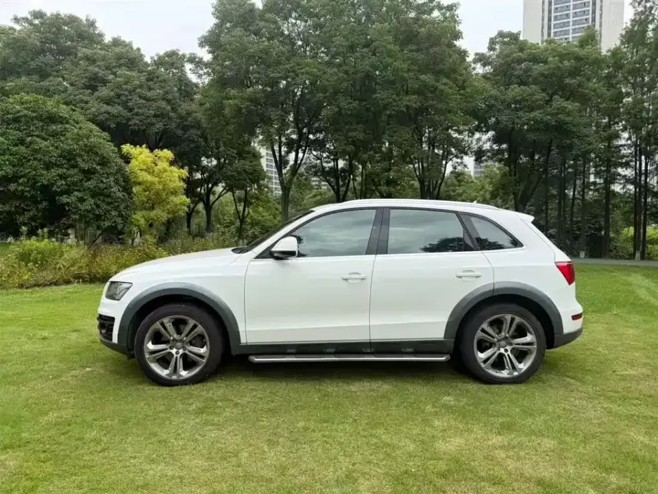 Audi Q5 (Import)
