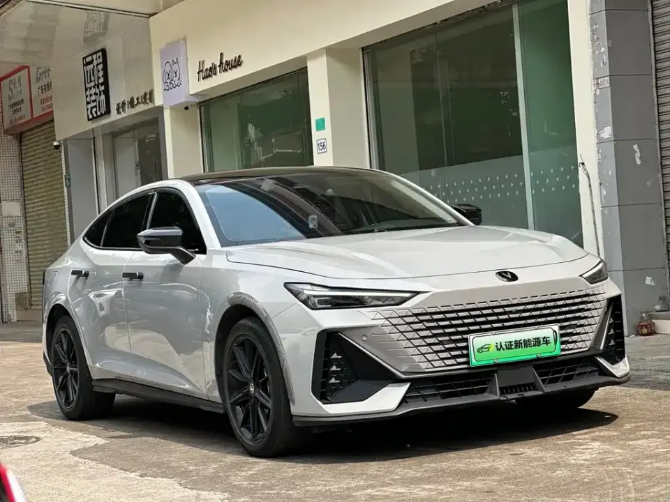 Changan UNI-V iDD