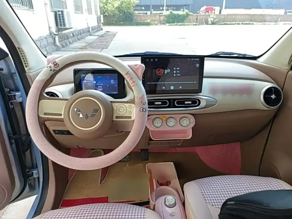 Wuling MINIEV