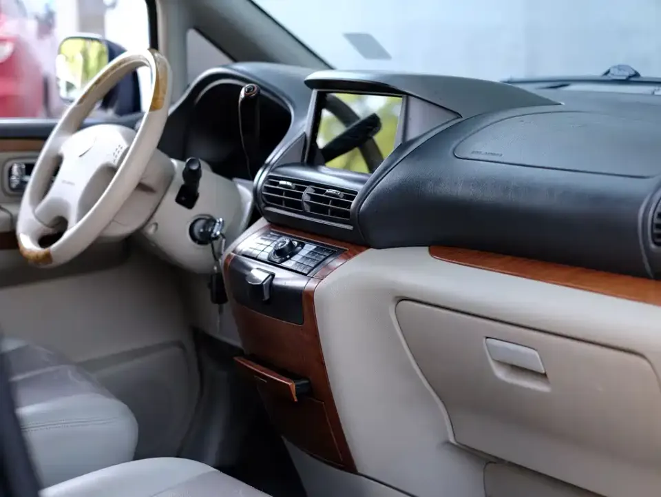 Dongfeng Yuxuan