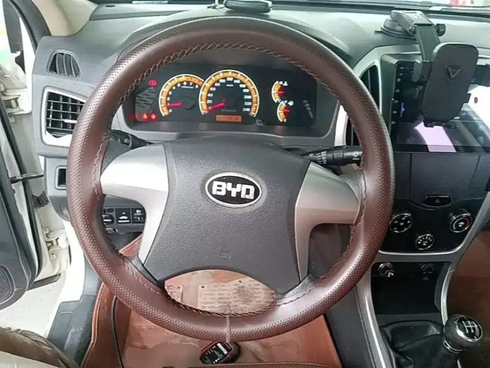 BYD F3