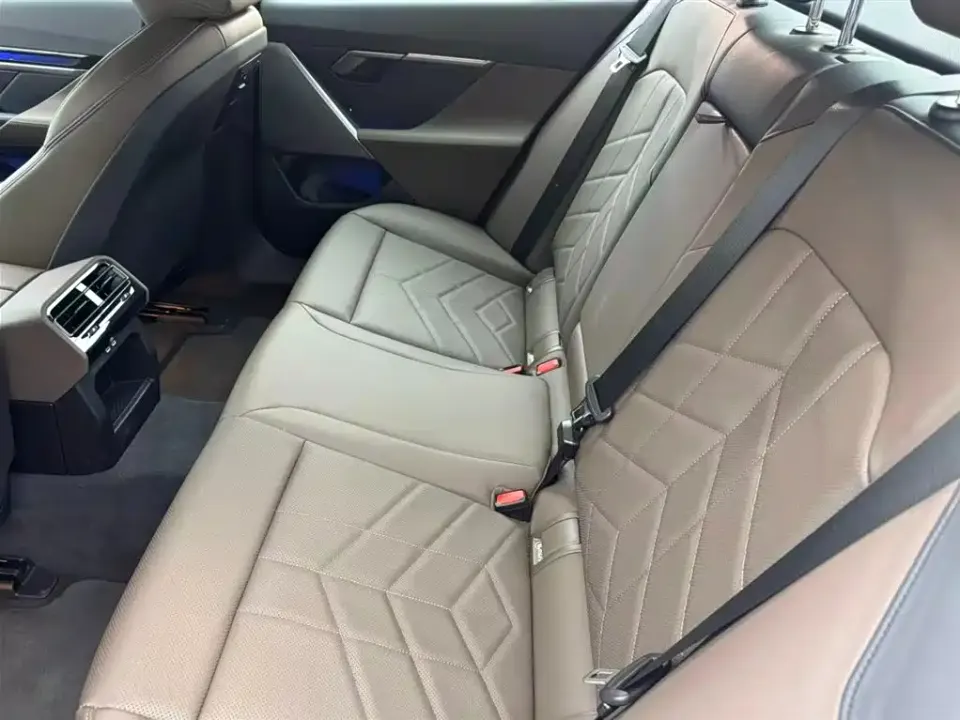 BMW 5 Series (Import)