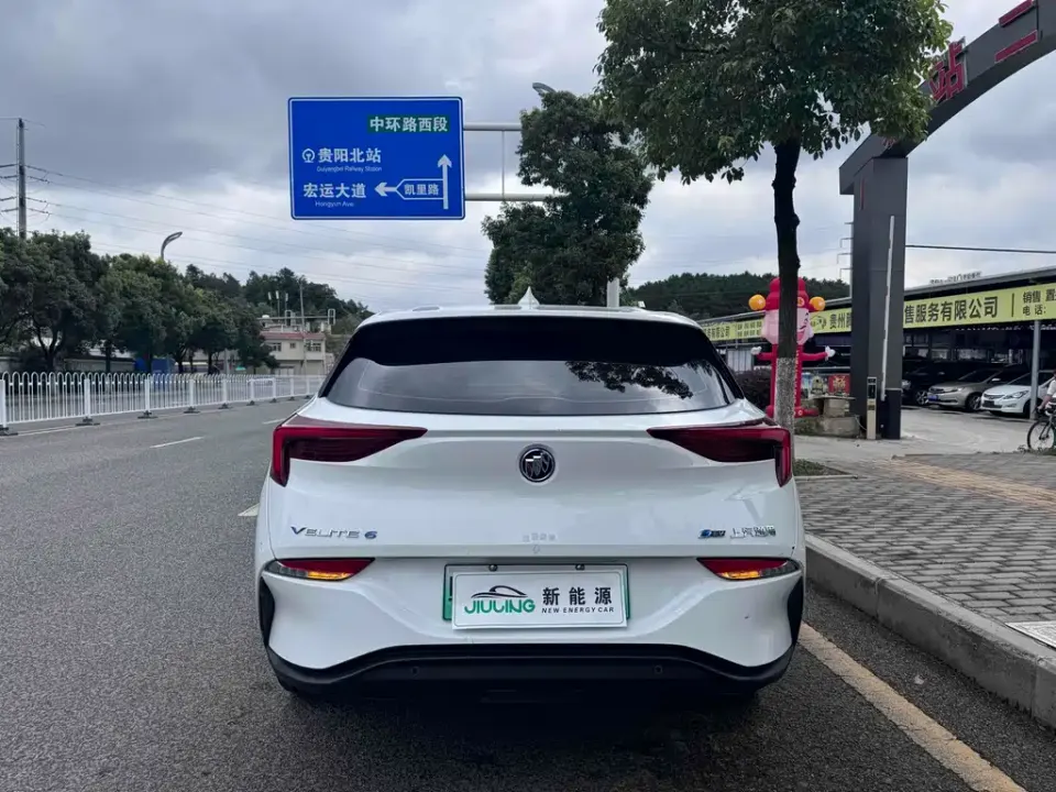 Buick Velite 6