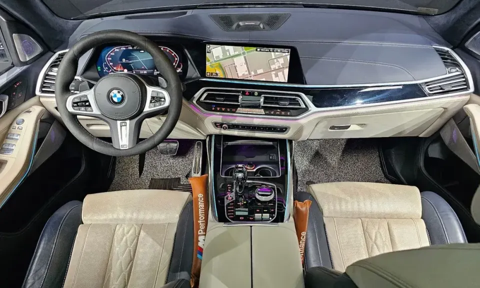 BMW X7