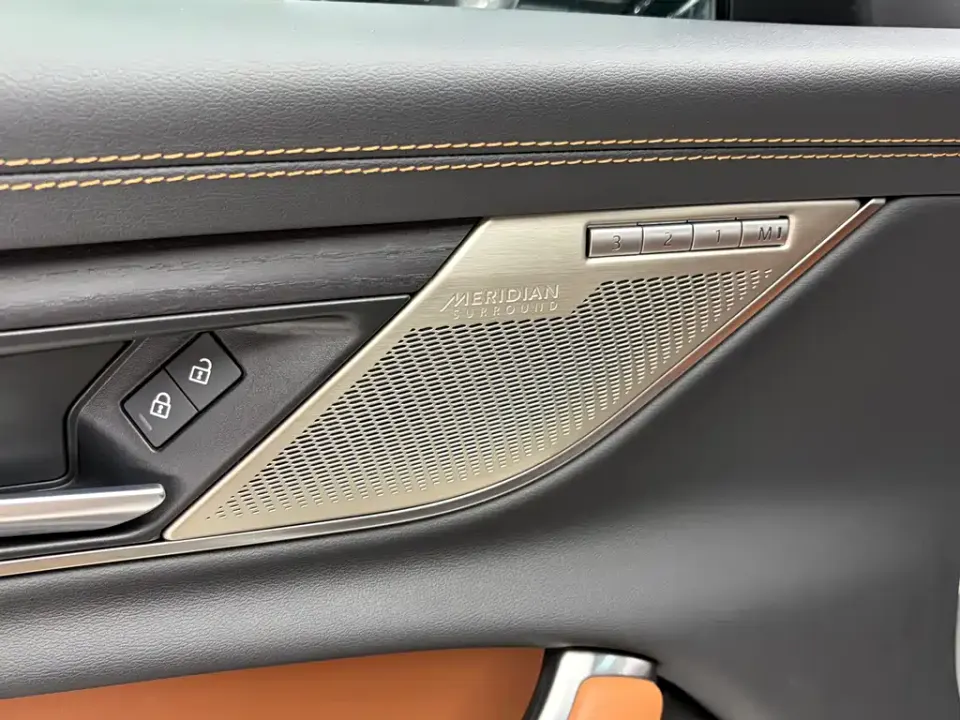 Jaguar XFL