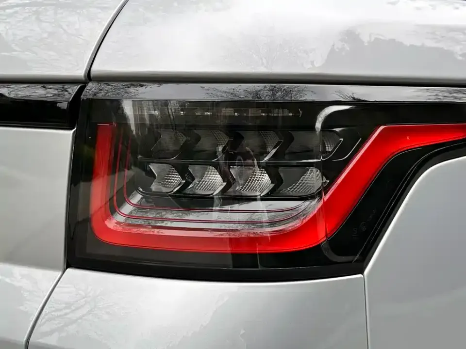 Land Rover Sport PHEV