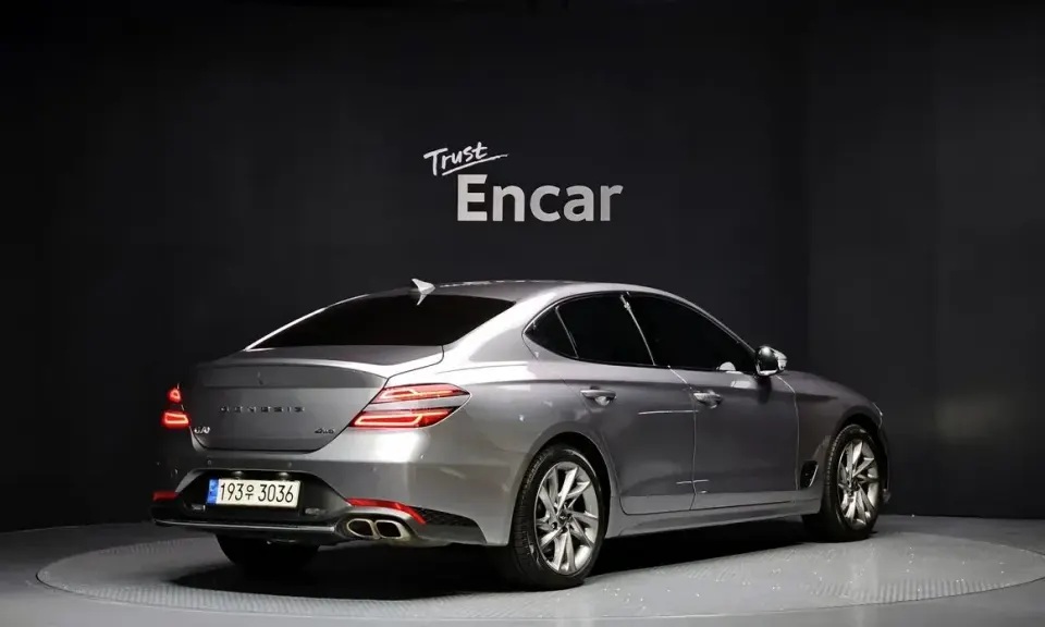Genesis G70