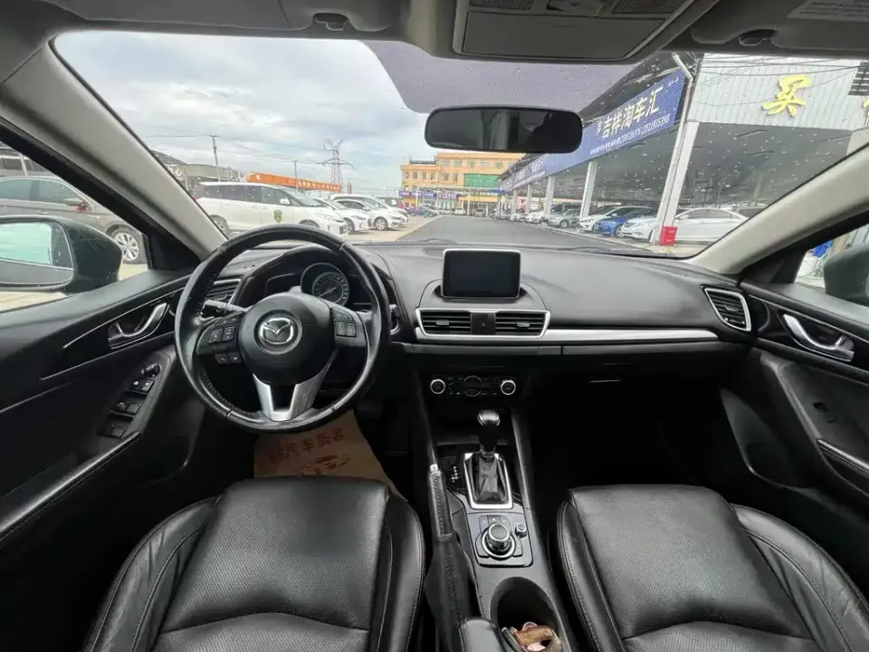 Mazda 3 Axela
