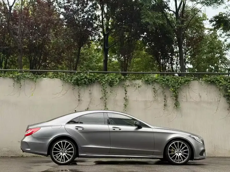 Mercedes-Benz CLS