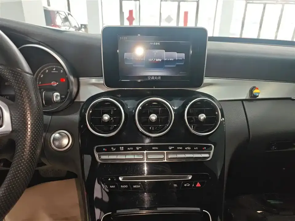 Mercedes-Benz C-Class