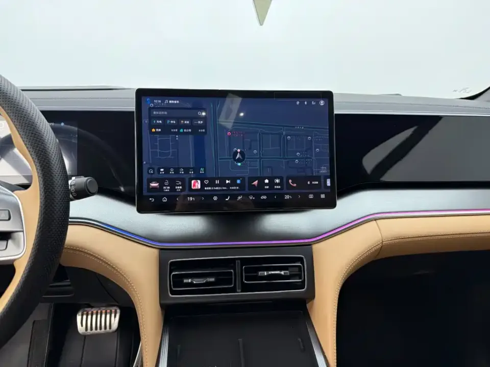 BYD L DM-i
