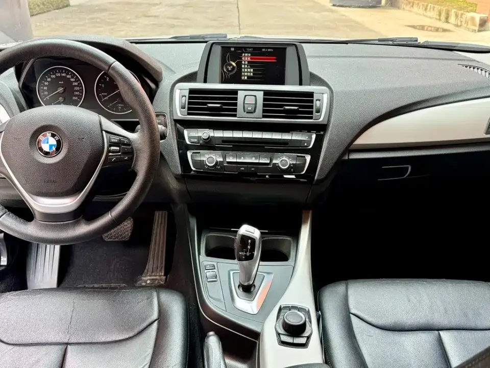 BMW 1 Series (Import)