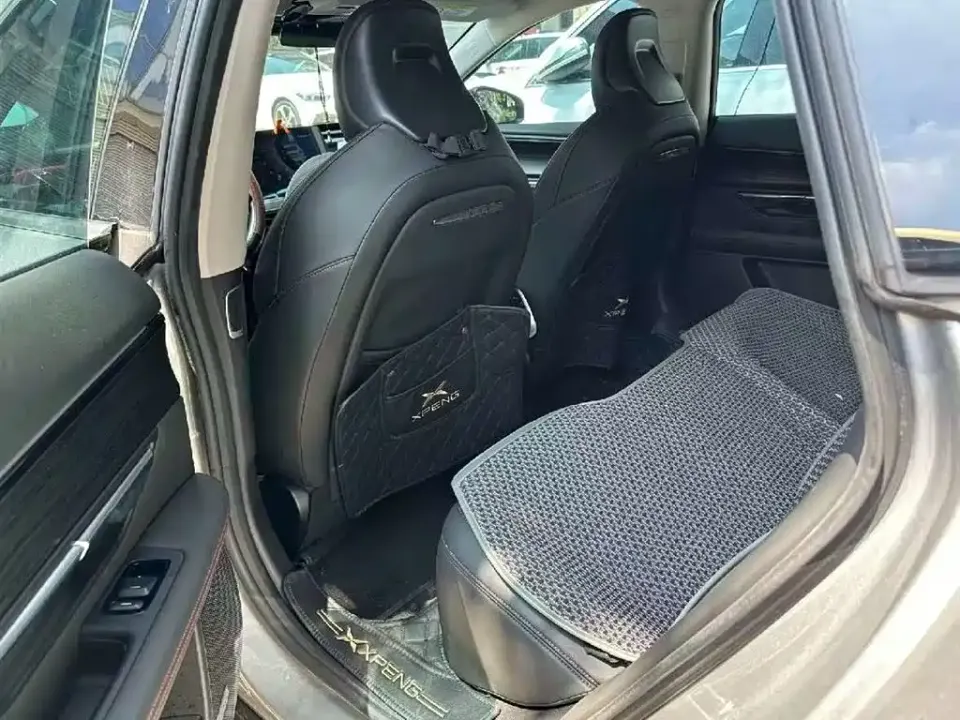 Xpeng P7