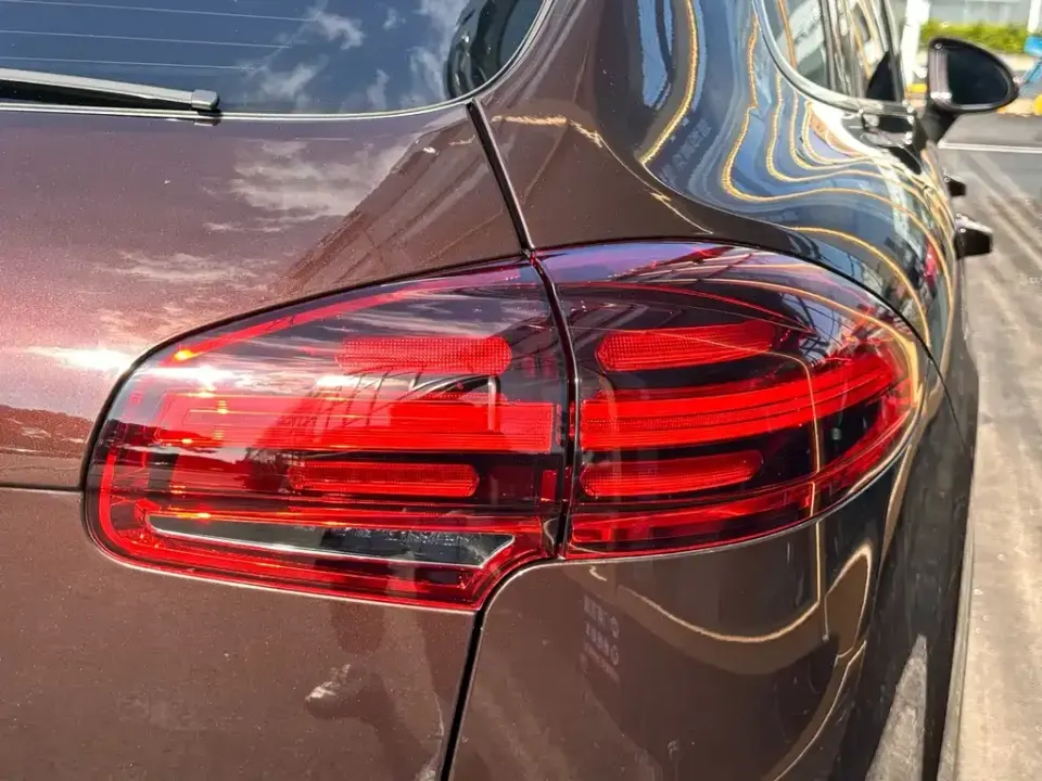 Porsche Cayenne Hybrid