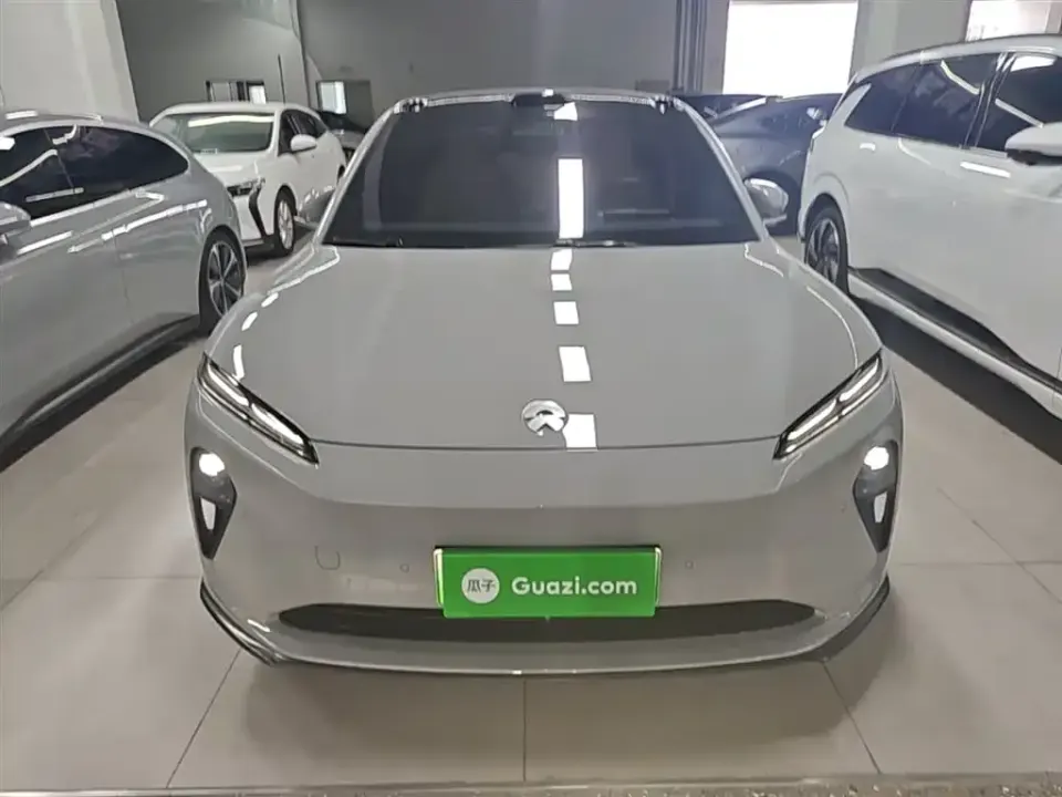 Nio ET5T