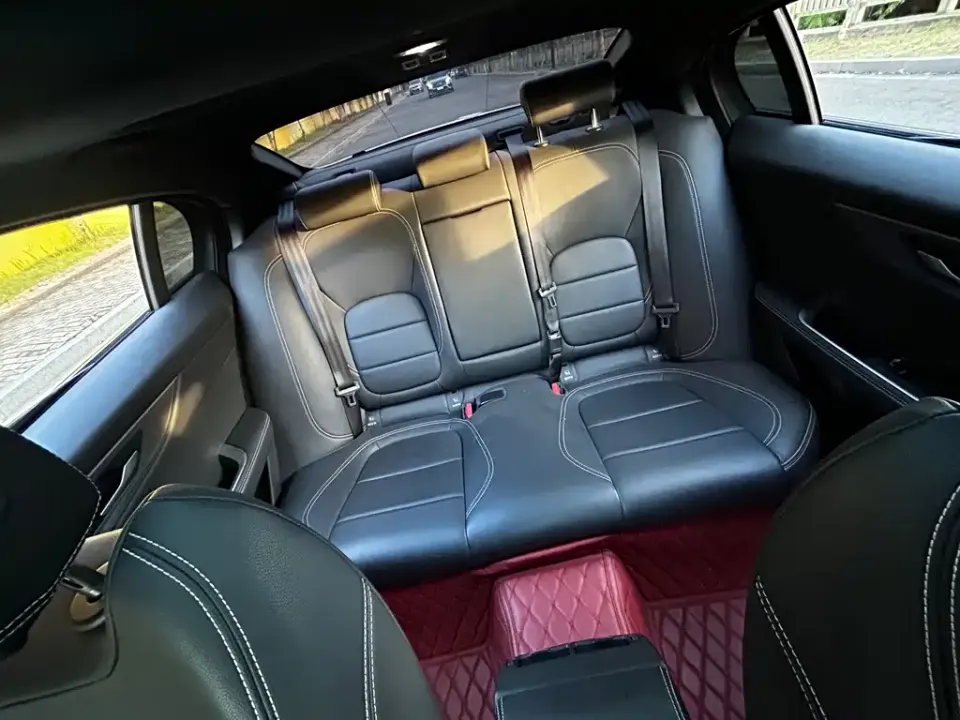 Jaguar XEL