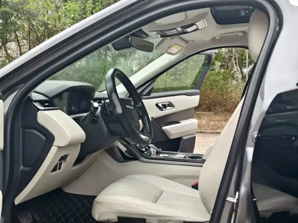 Land Rover Velar