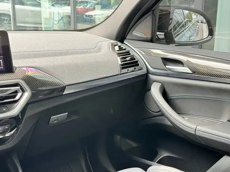 BMW X4 M40i