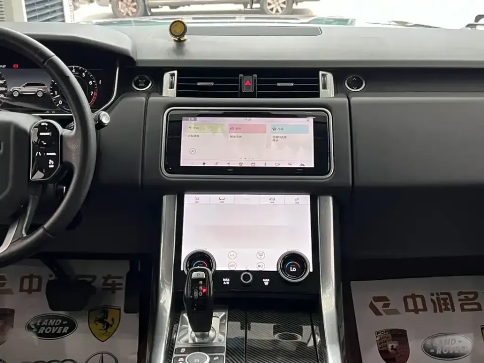 Land Rover Sport