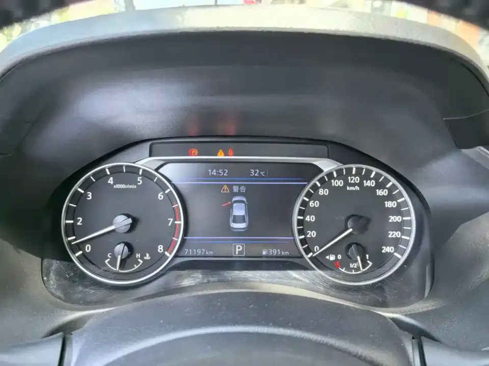 Nissan Teana