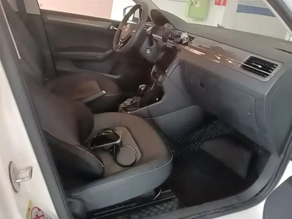 Volkswagen Santana