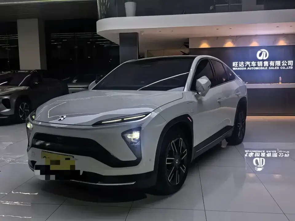 Nio EC6