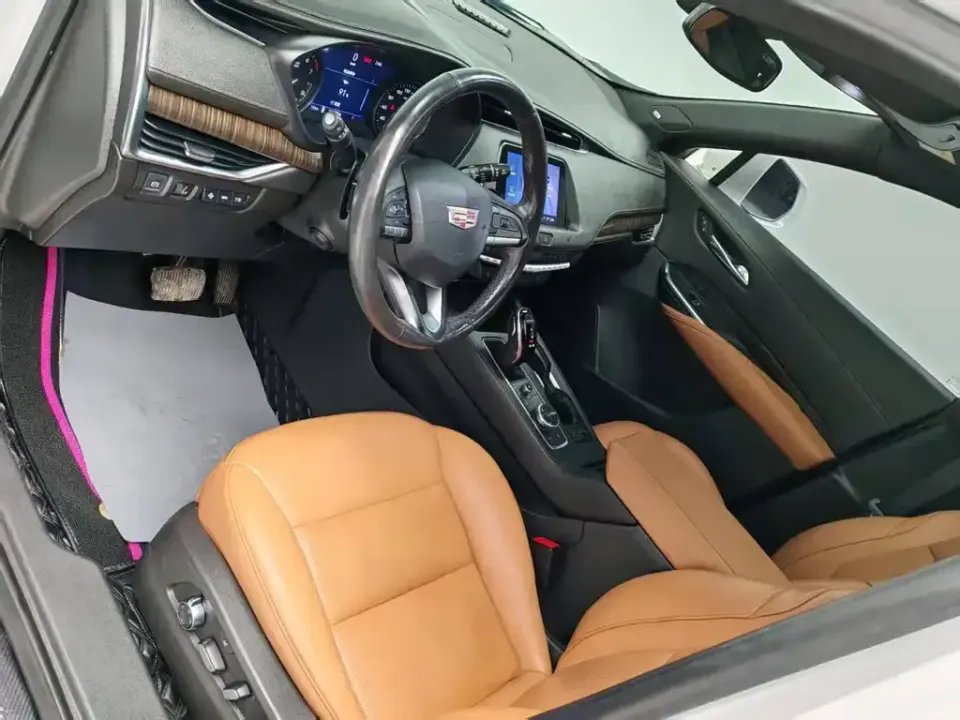 Cadillac XT4