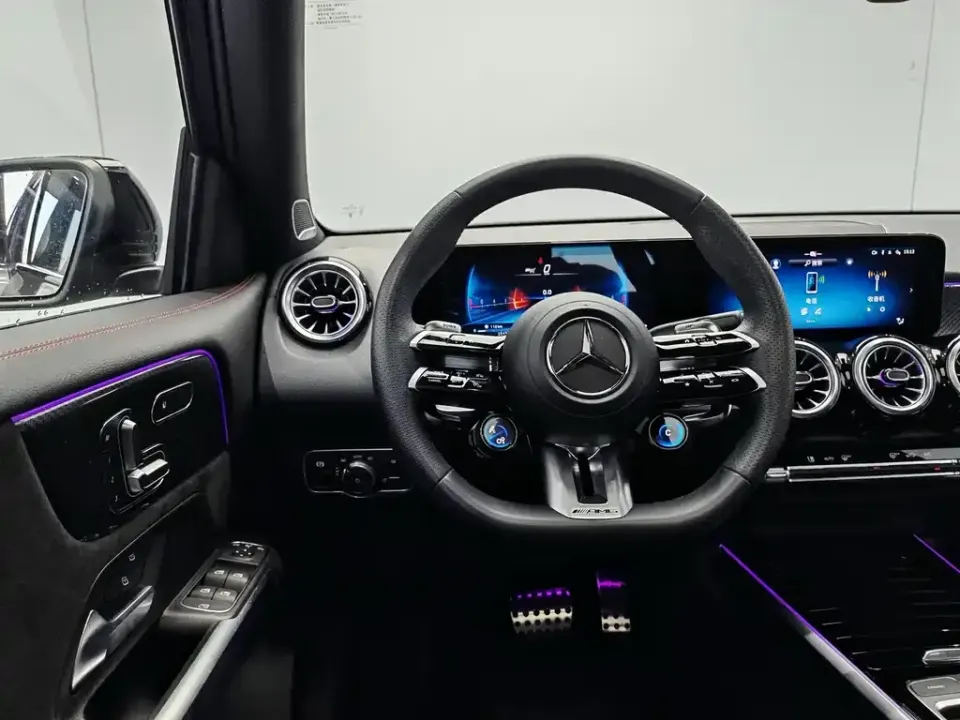 Mercedes-Benz GLB AMG
